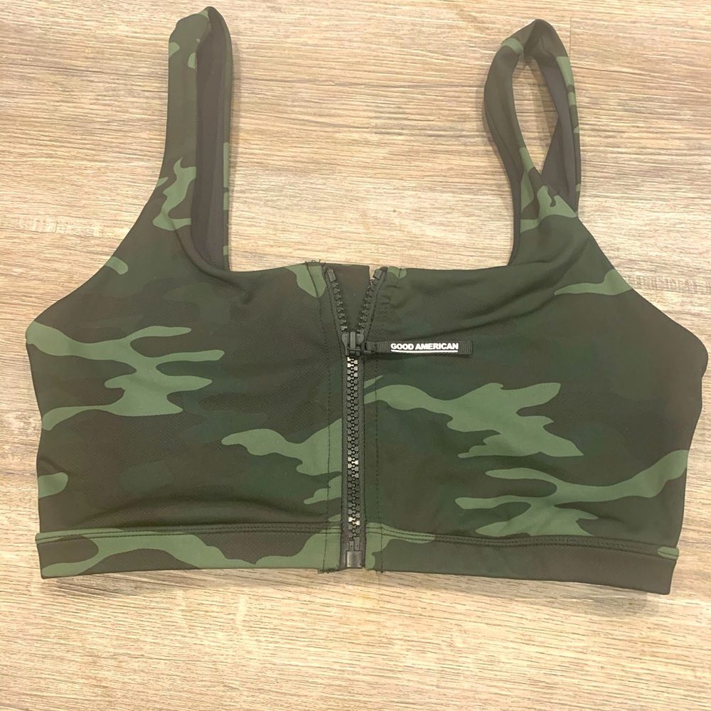 Super cute Camo sports bra-S